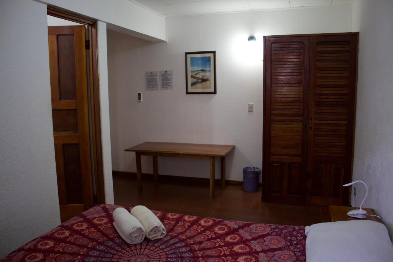 Hostel Tajalin Montezuma Esterno foto